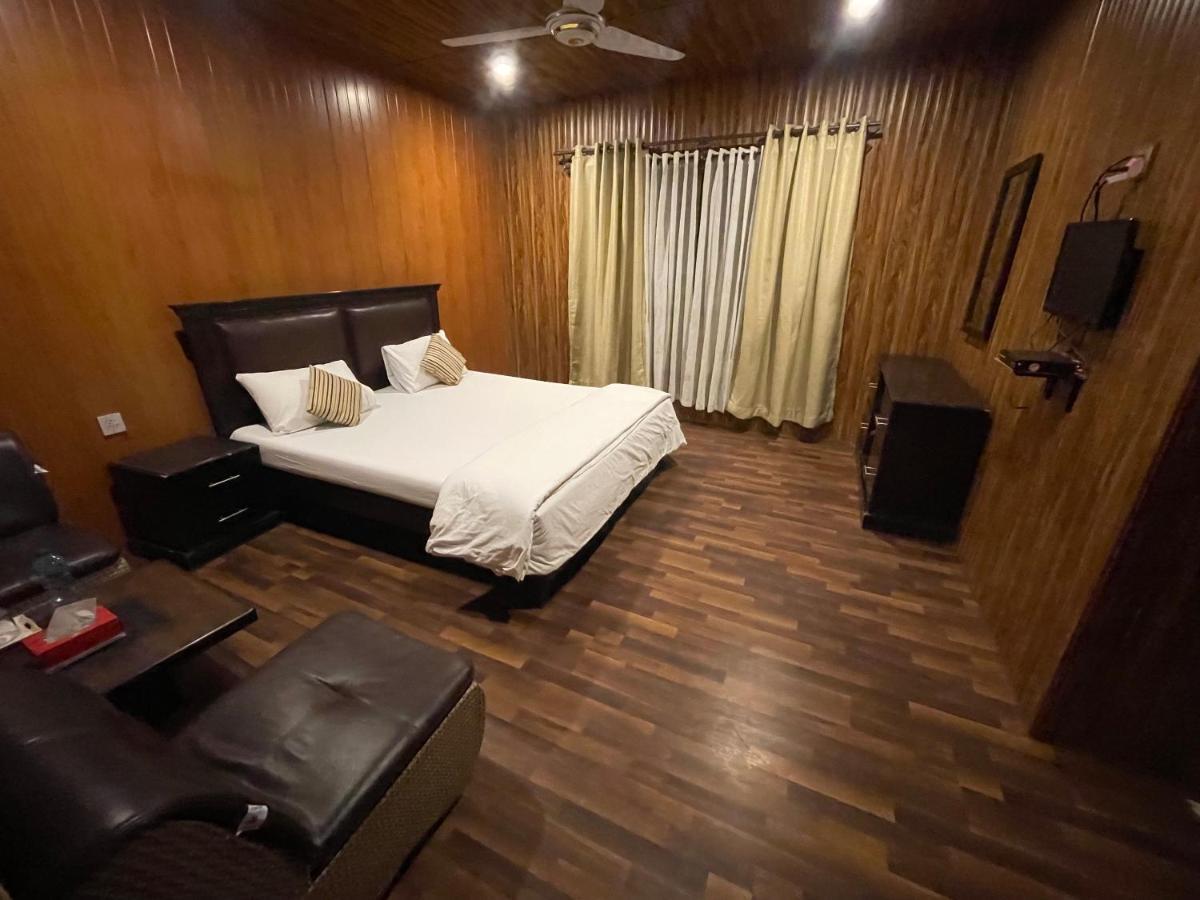 Indus View Hotel スカルドゥ エクステリア 写真