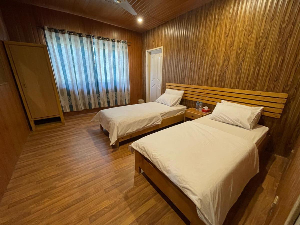 Indus View Hotel スカルドゥ エクステリア 写真