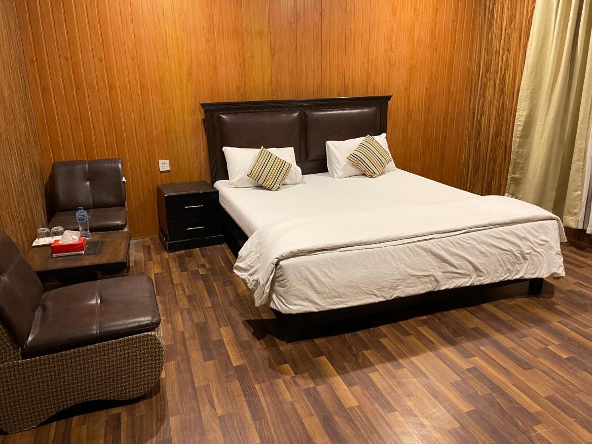 Indus View Hotel スカルドゥ エクステリア 写真