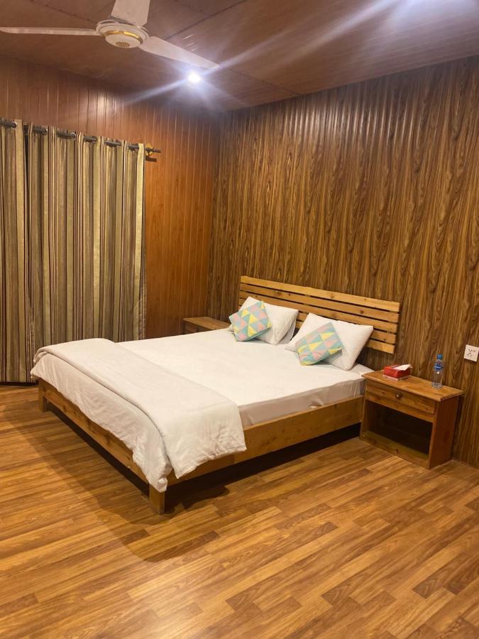 Indus View Hotel スカルドゥ エクステリア 写真
