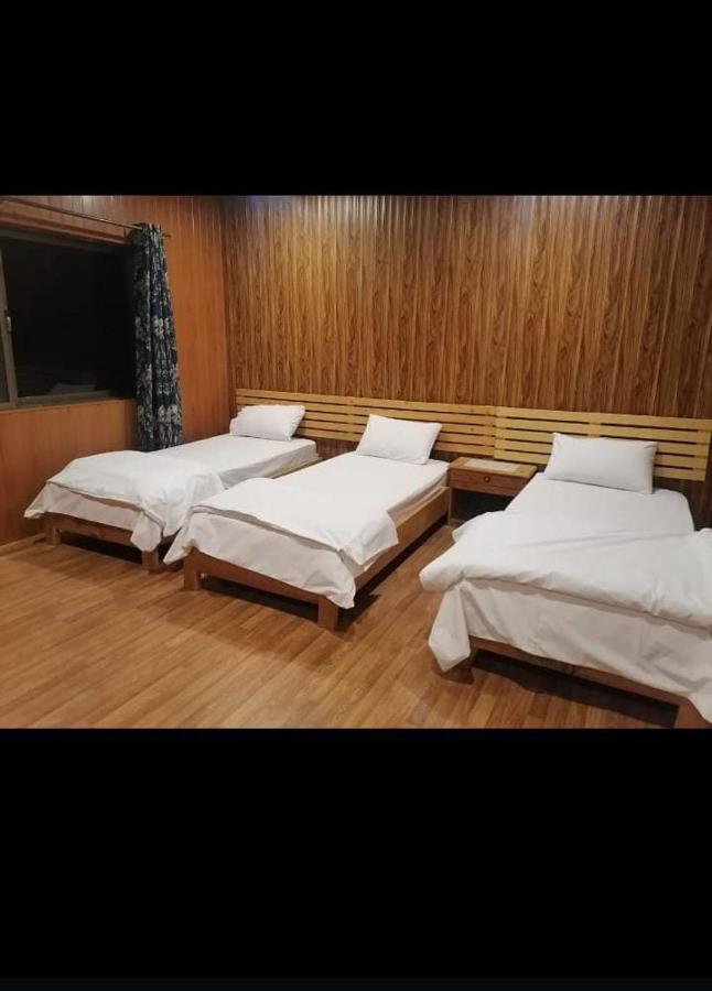 Indus View Hotel スカルドゥ エクステリア 写真